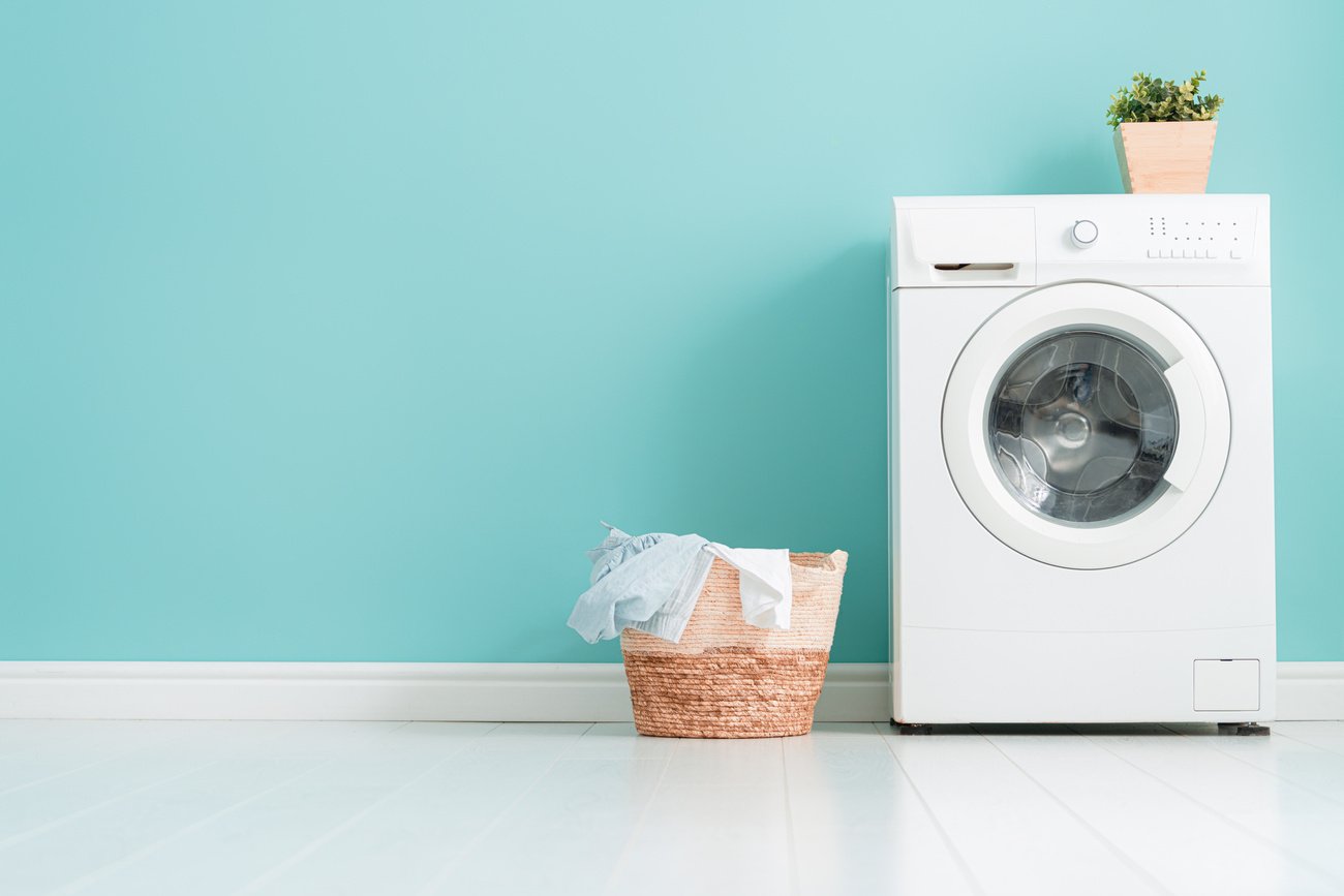 laundry room with a washing machine